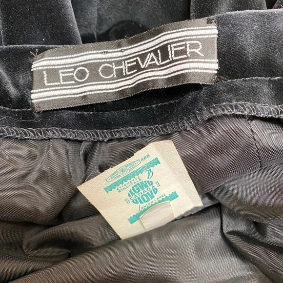 Vintage - Union Label Vegan Suede 60’s Wrap Skirt - Picture 4 of 9